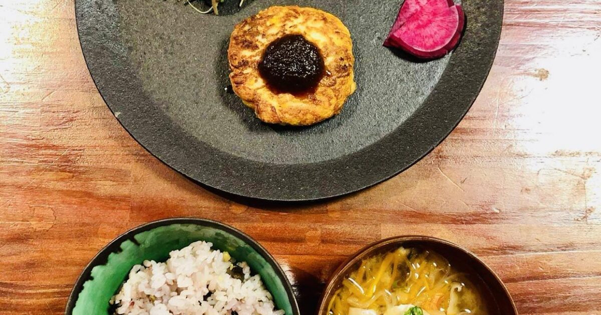 403364856_1554838128600942_128